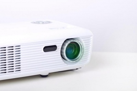 Vid&eacute;oprojecteur &agrave; Devecey : optimisez vos r&eacute;unions professionnelles